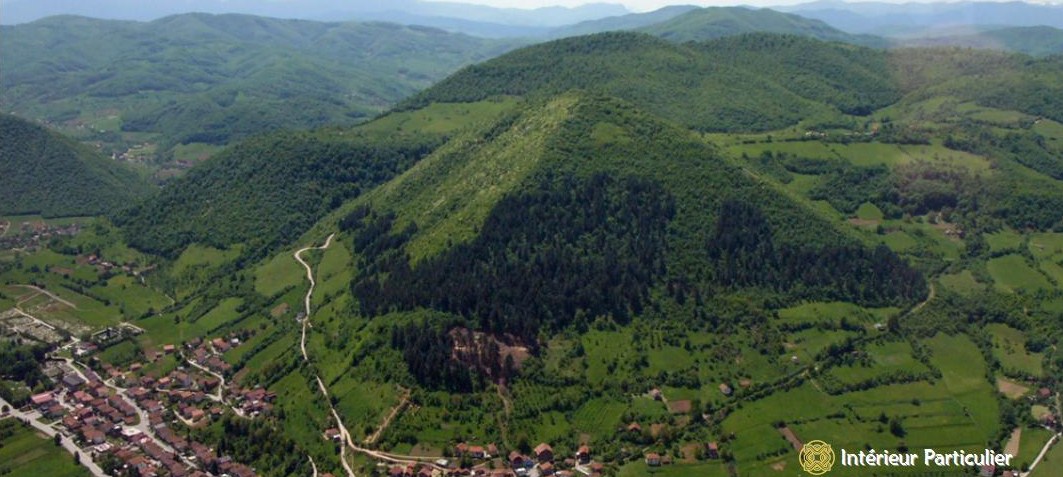 Pyramide de Bosnie Interieur Particulier